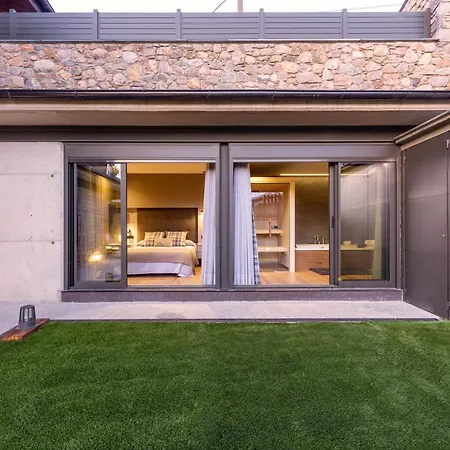 Cases Cerdanya Mountain Residences *